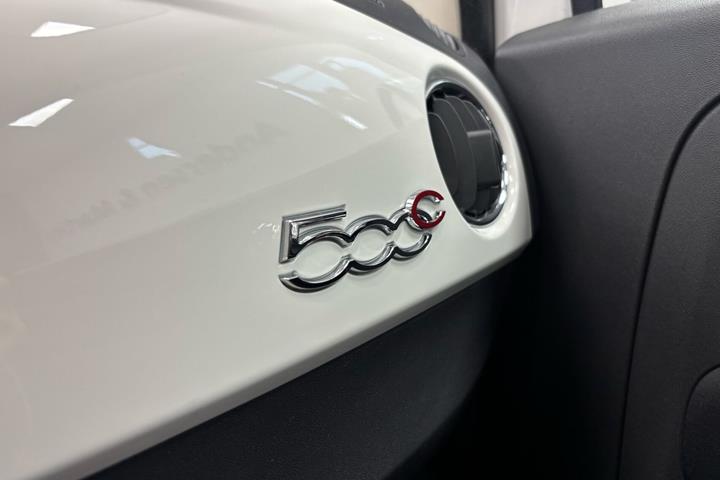 Hvid Fiat 500C fra 2016