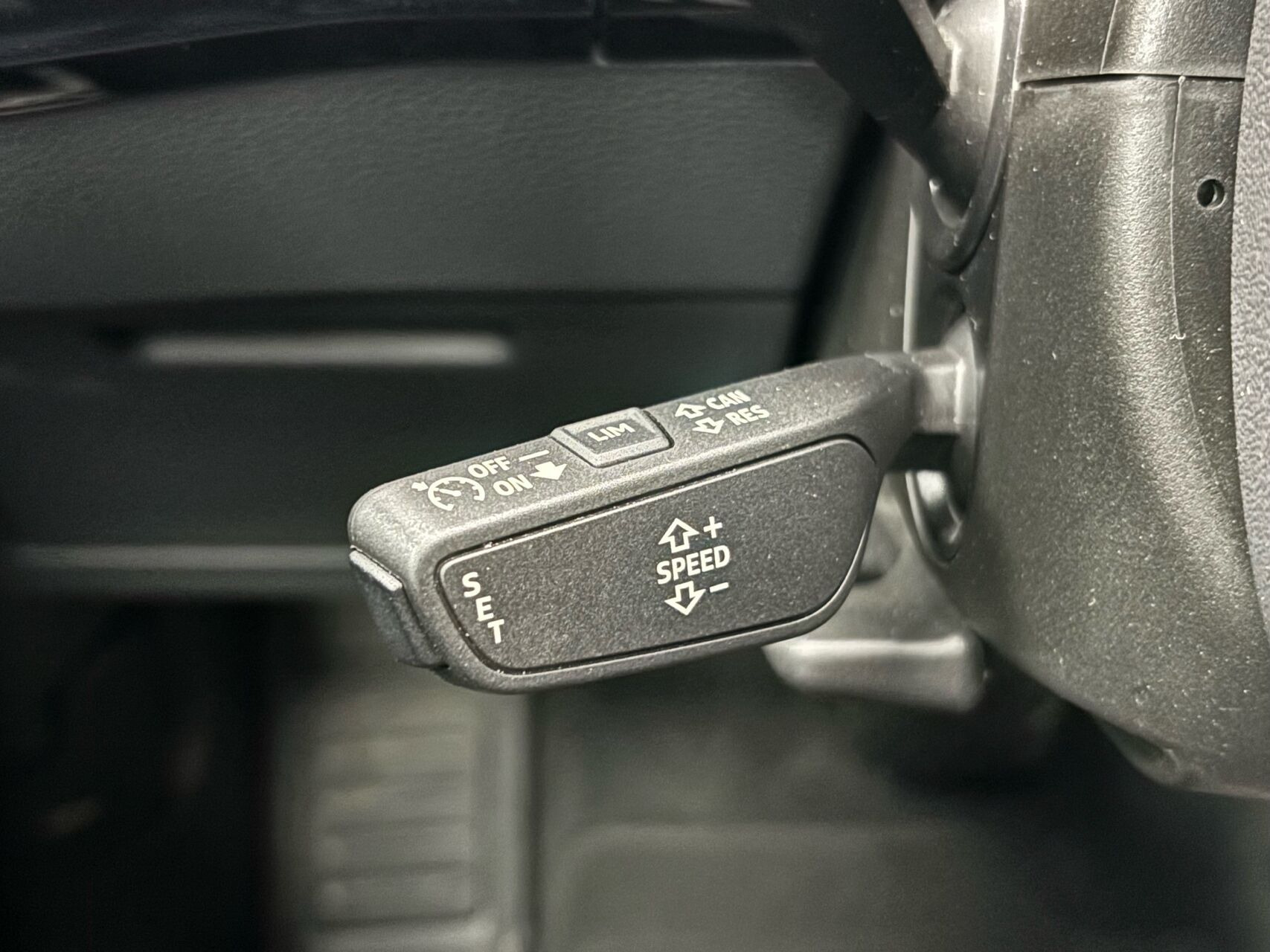 Sort Audi Q8 fra 2024