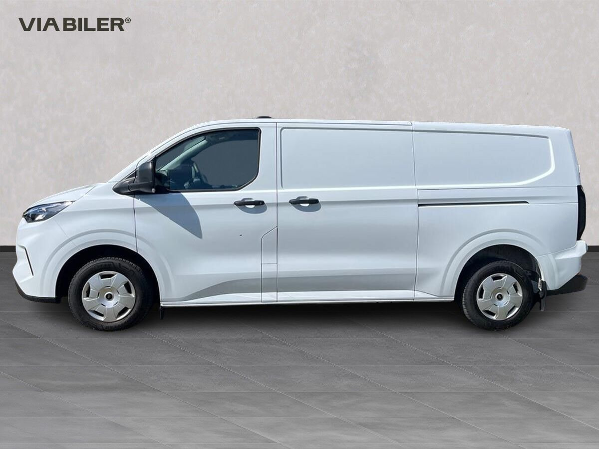 Hvid Ford Transit Custom fra 2025