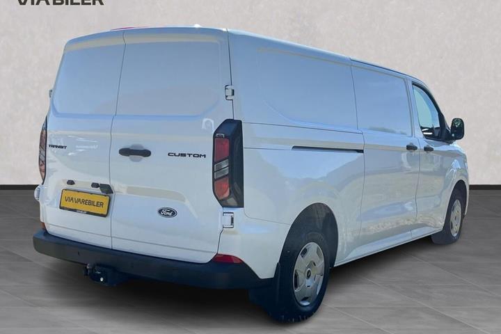Hvid Ford Transit Custom fra 2025