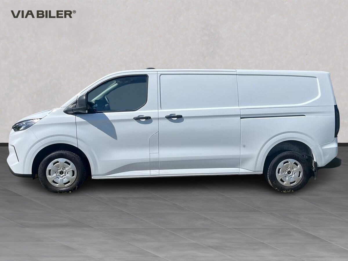 Hvid Ford Transit Custom fra 2025