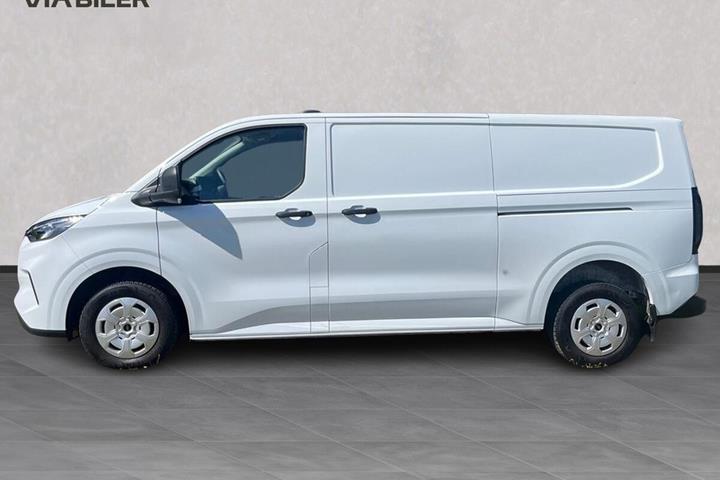 Hvid Ford Transit Custom fra 2025