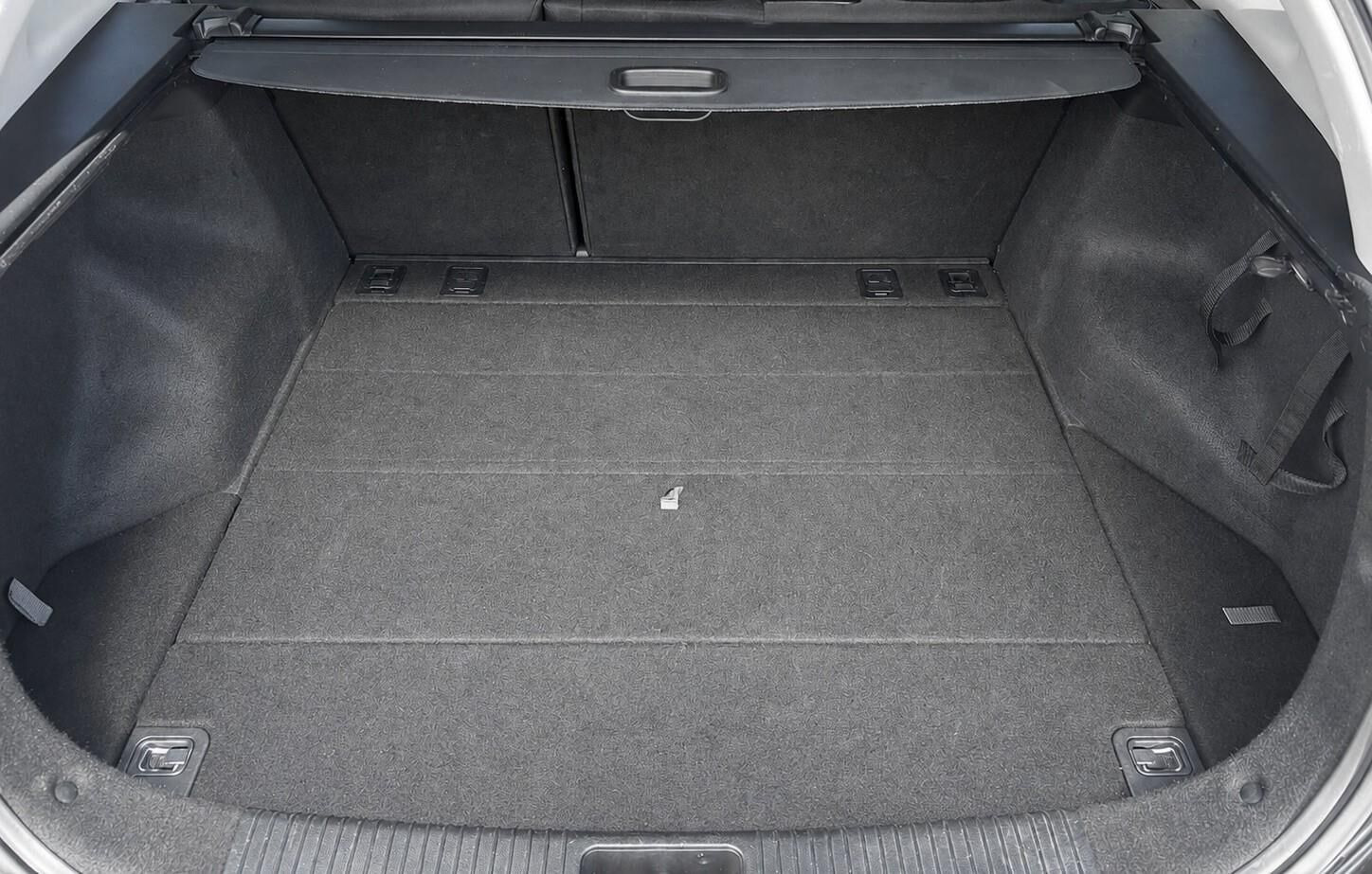 Sort Kia Ceed fra 2016