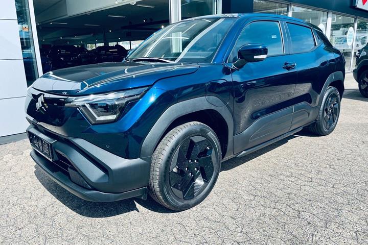 Blå Suzuki e fra 2026