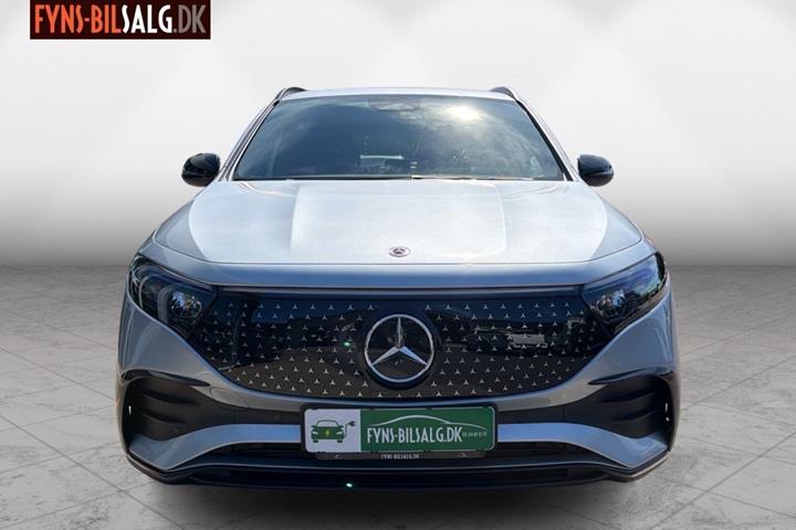 Sølv Mercedes EQA 250 fra 2025