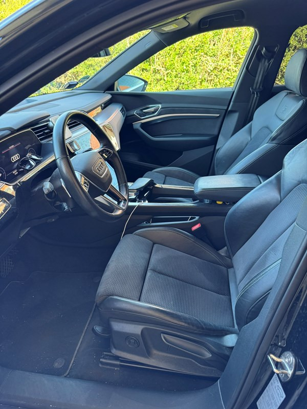 undefined Audi e-tron fra 2023