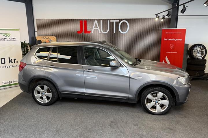 Sølv BMW X3 fra 2011