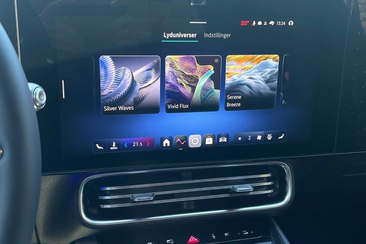Sort Mercedes CLA250+ fra 2026