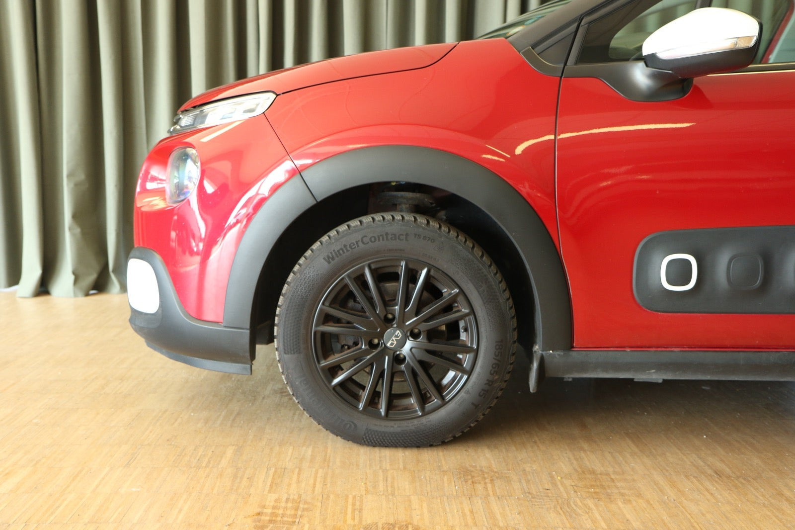 Rød Citroën C3 fra 2018