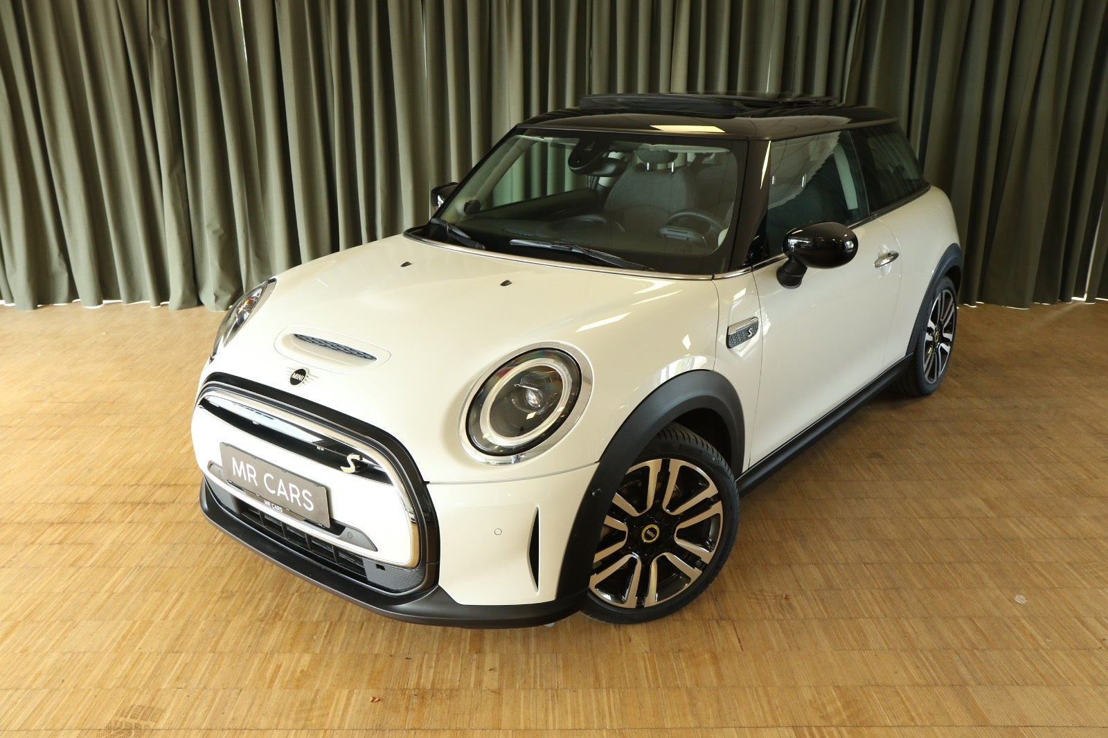 Mini Cooper SE Edition Premium Plus