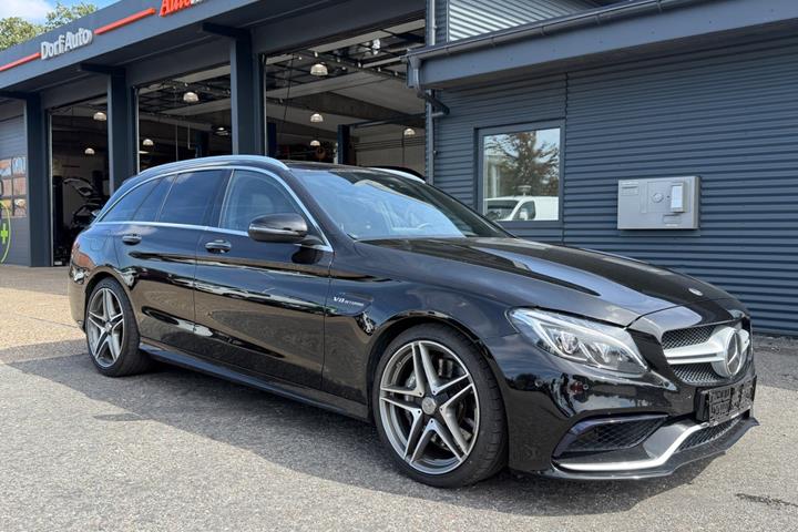 undefined Mercedes C63 fra 2016