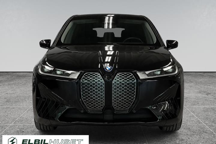 Sort BMW iX fra 2023