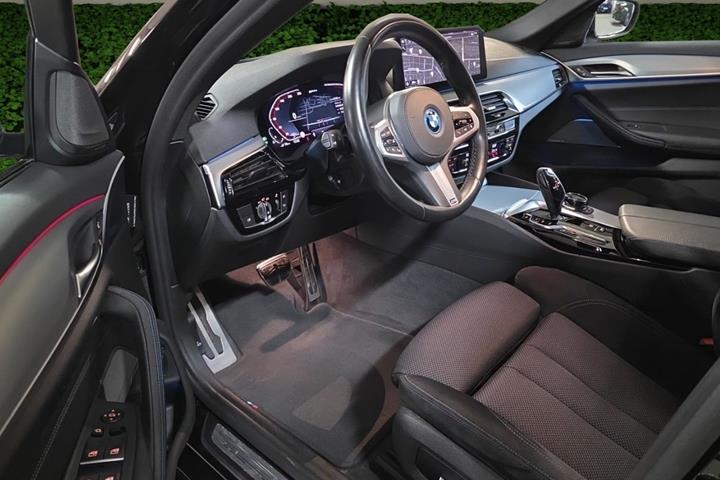 undefined BMW 530e fra 2022