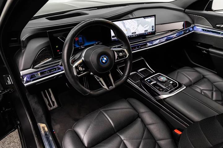 undefined BMW i7 fra 2023