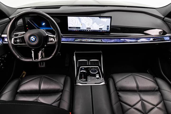 undefined BMW i7 fra 2023