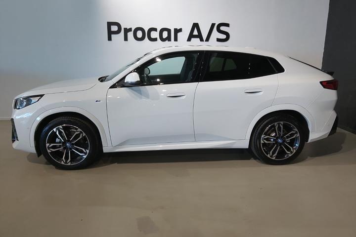 undefined BMW iX2 fra 2025