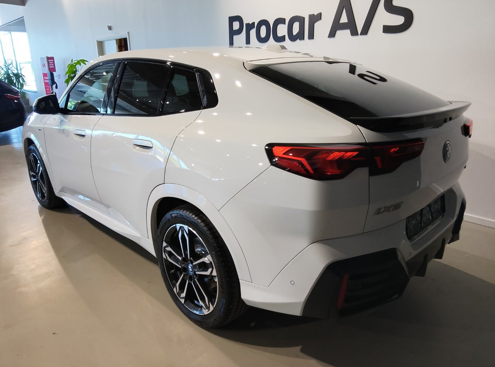 undefined BMW iX2 fra 2025