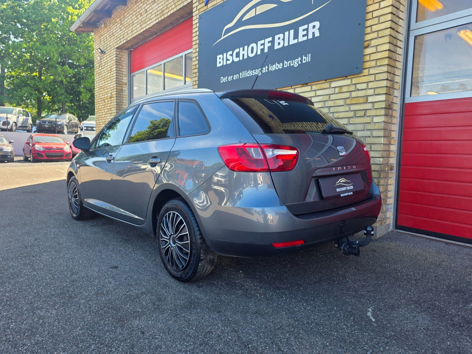Grå Seat Ibiza fra 2012