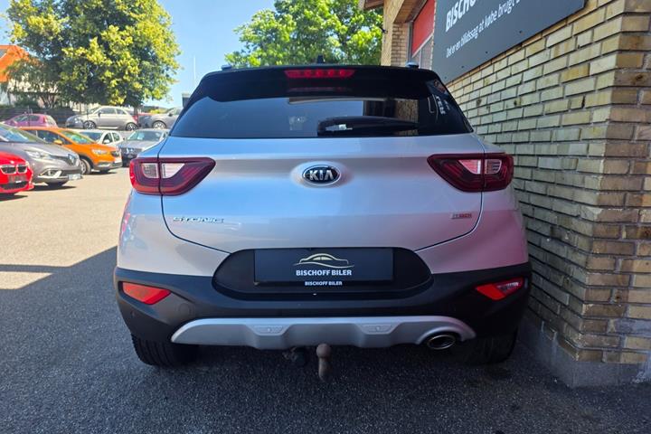 Sølv Kia Stonic fra 2019