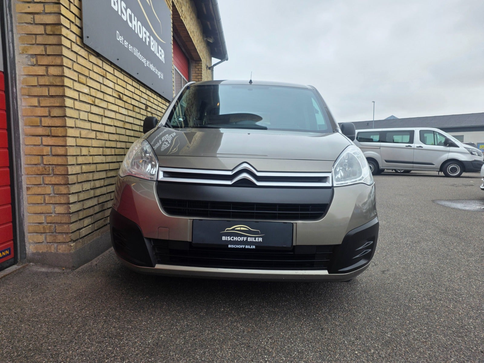Orange Citroën Berlingo fra 2018