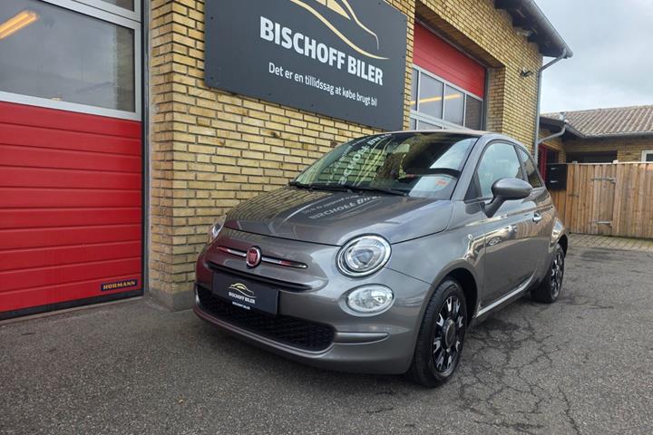 Grå Fiat 500C fra 2017