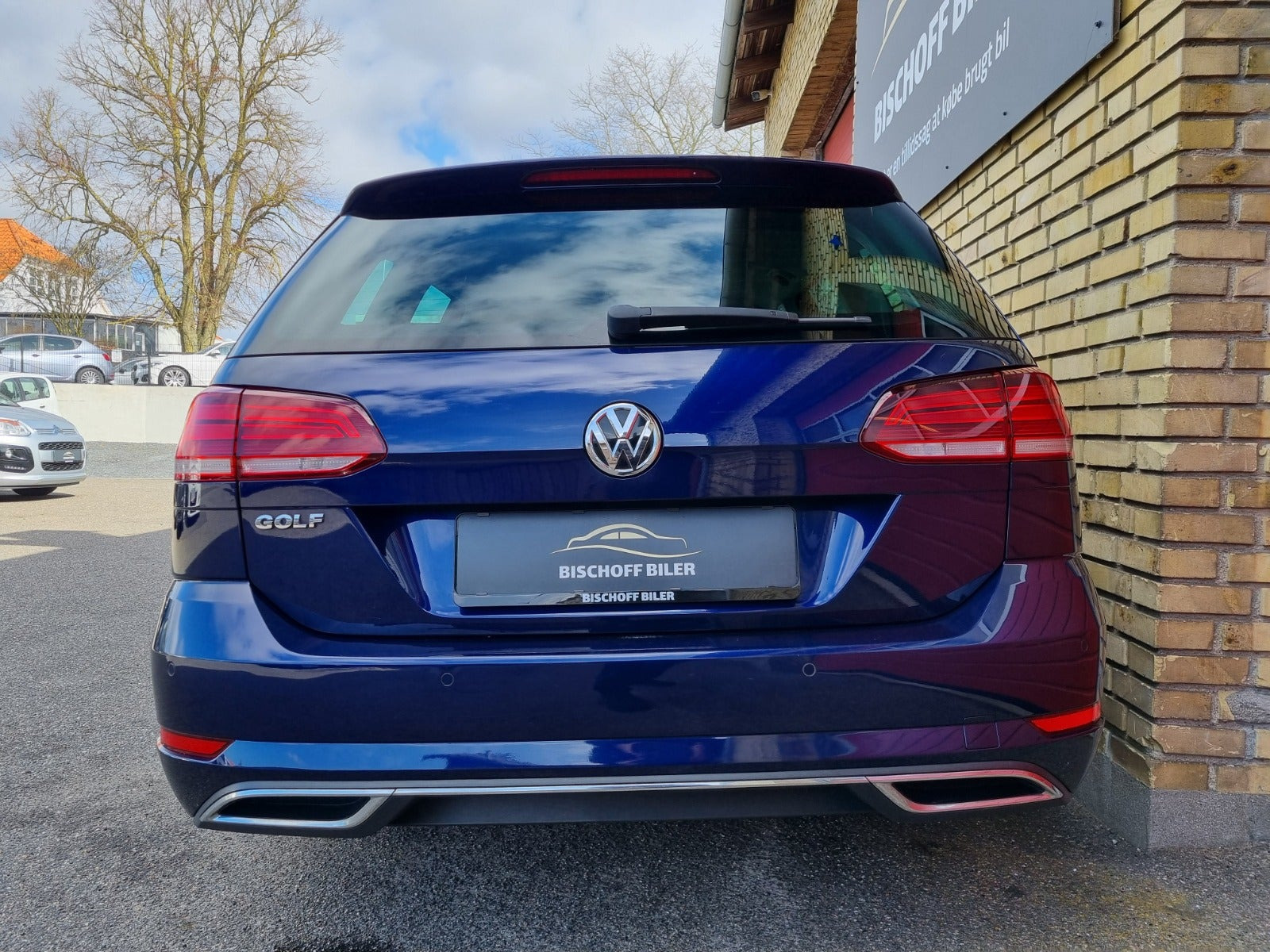 Blå VW Golf VII fra 2018