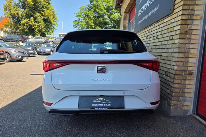 Hvid Seat Leon fra 2021