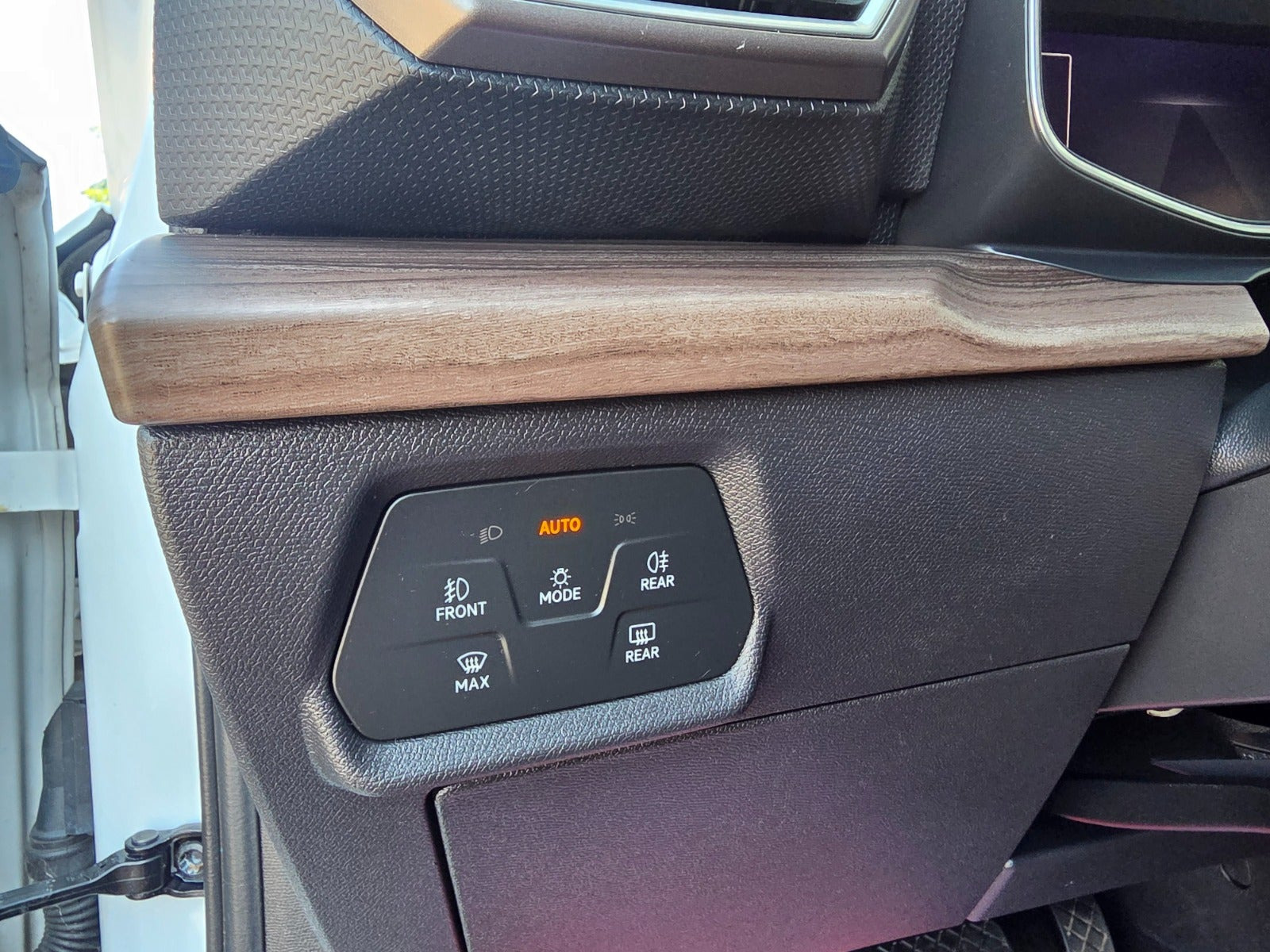 Hvid Seat Leon fra 2021