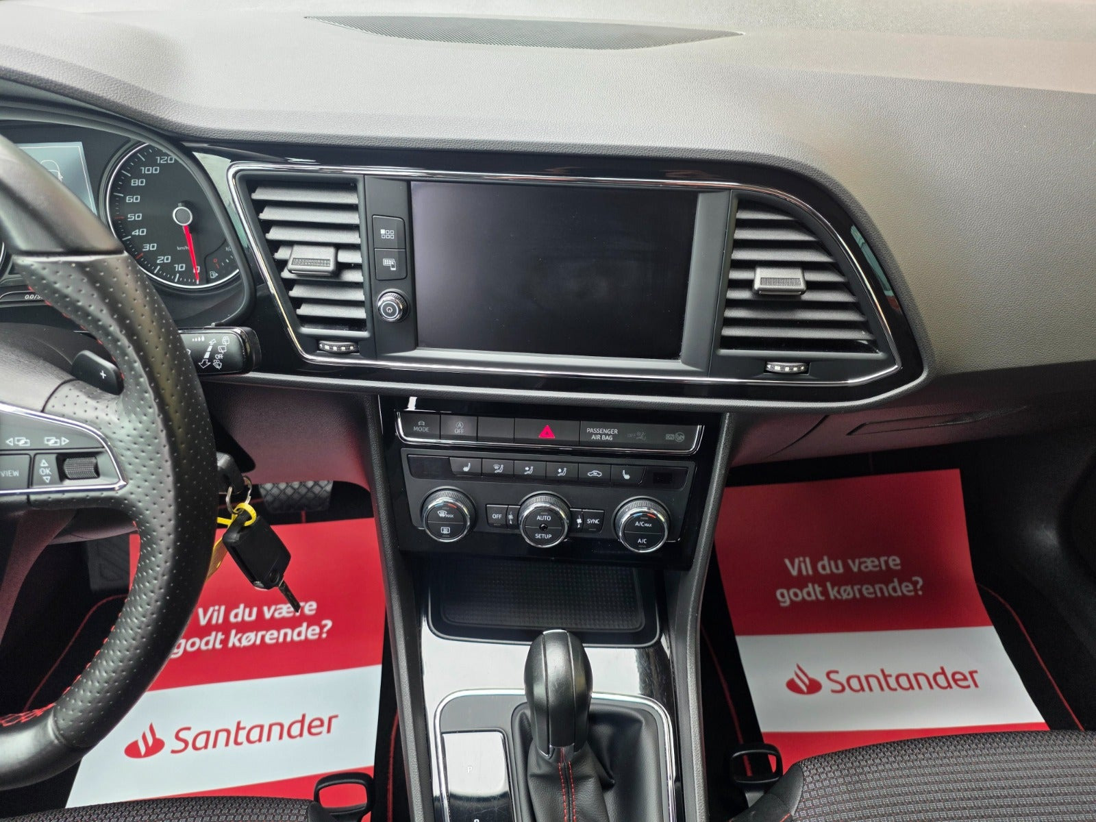 Sort Seat Leon fra 2020