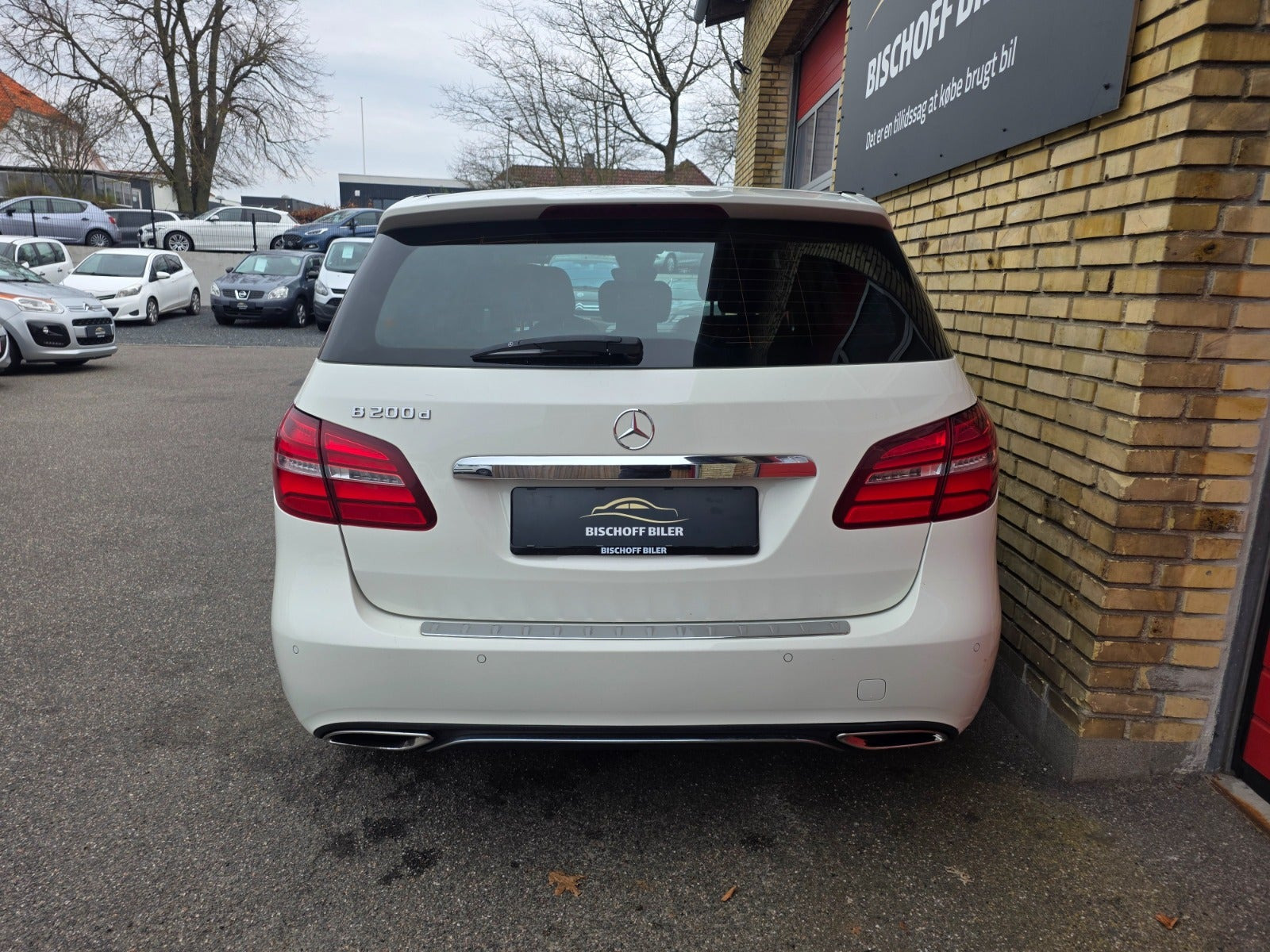 Hvid Mercedes B200 d fra 2017