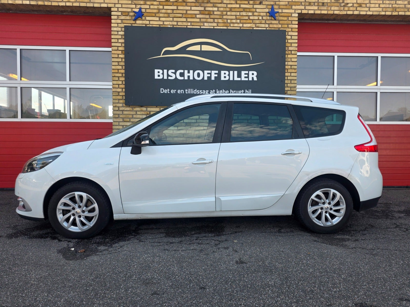 Hvid Renault Grand Scenic III fra 2014