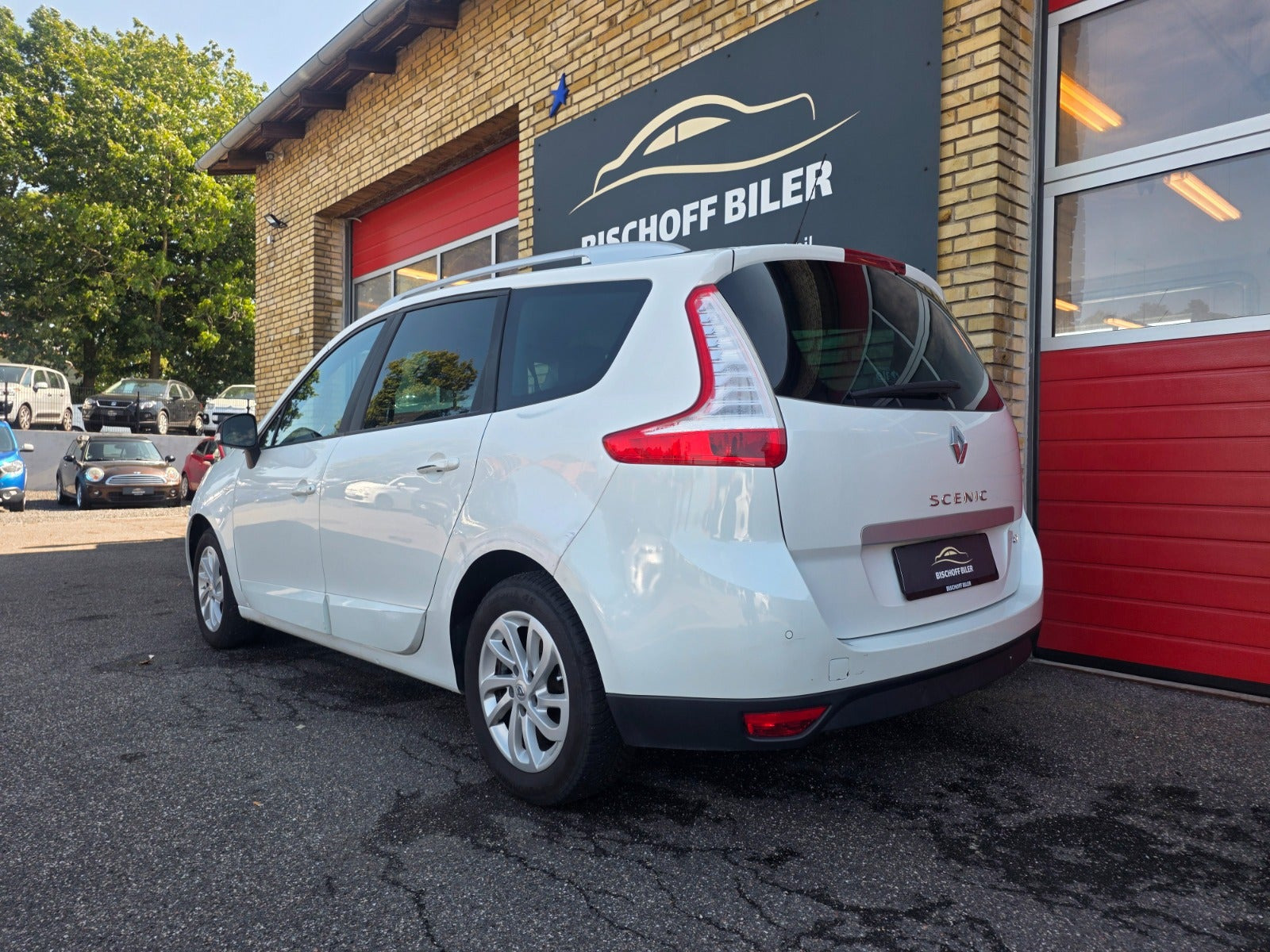 Hvid Renault Grand Scenic III fra 2014