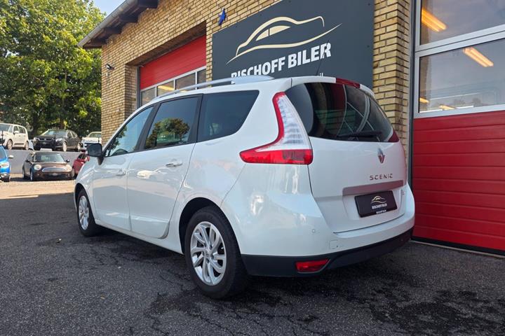 Hvid Renault Grand Scenic III fra 2014