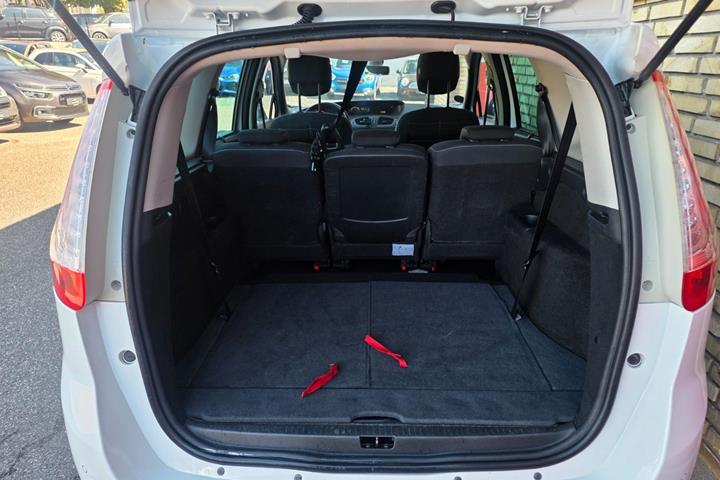 Hvid Renault Grand Scenic III fra 2014