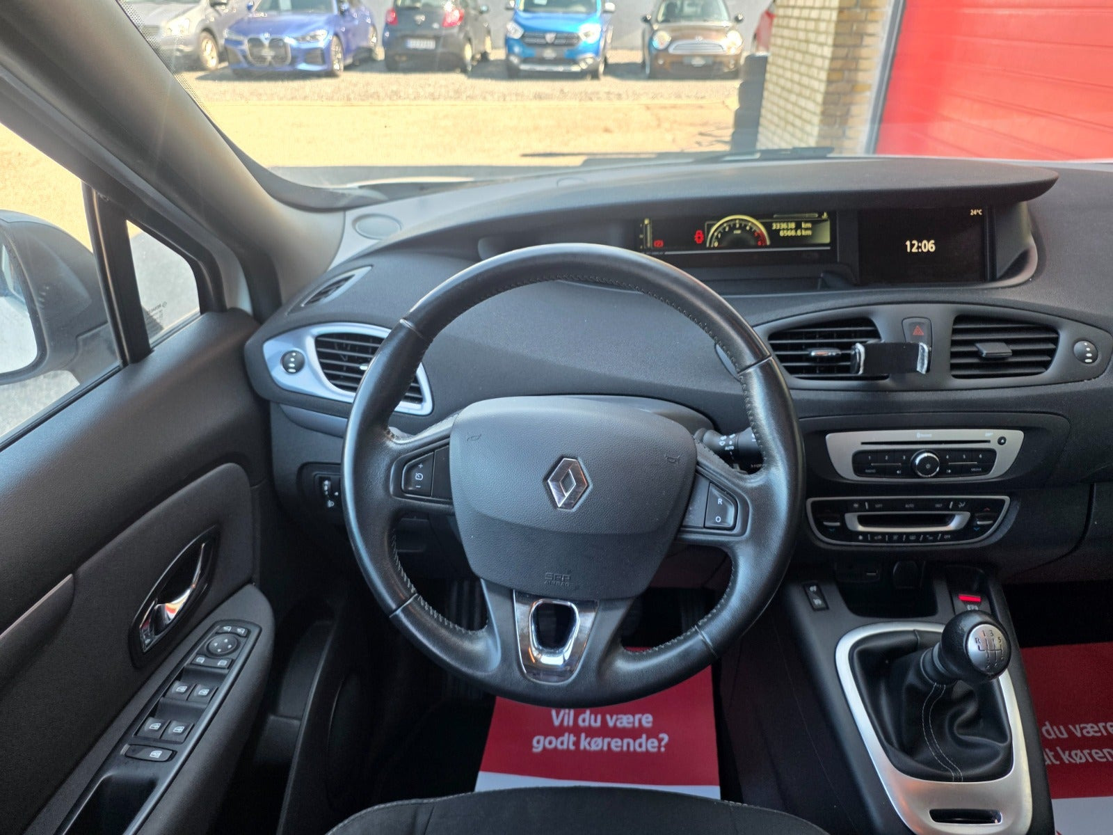 Hvid Renault Grand Scenic III fra 2014