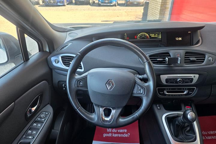 Hvid Renault Grand Scenic III fra 2014