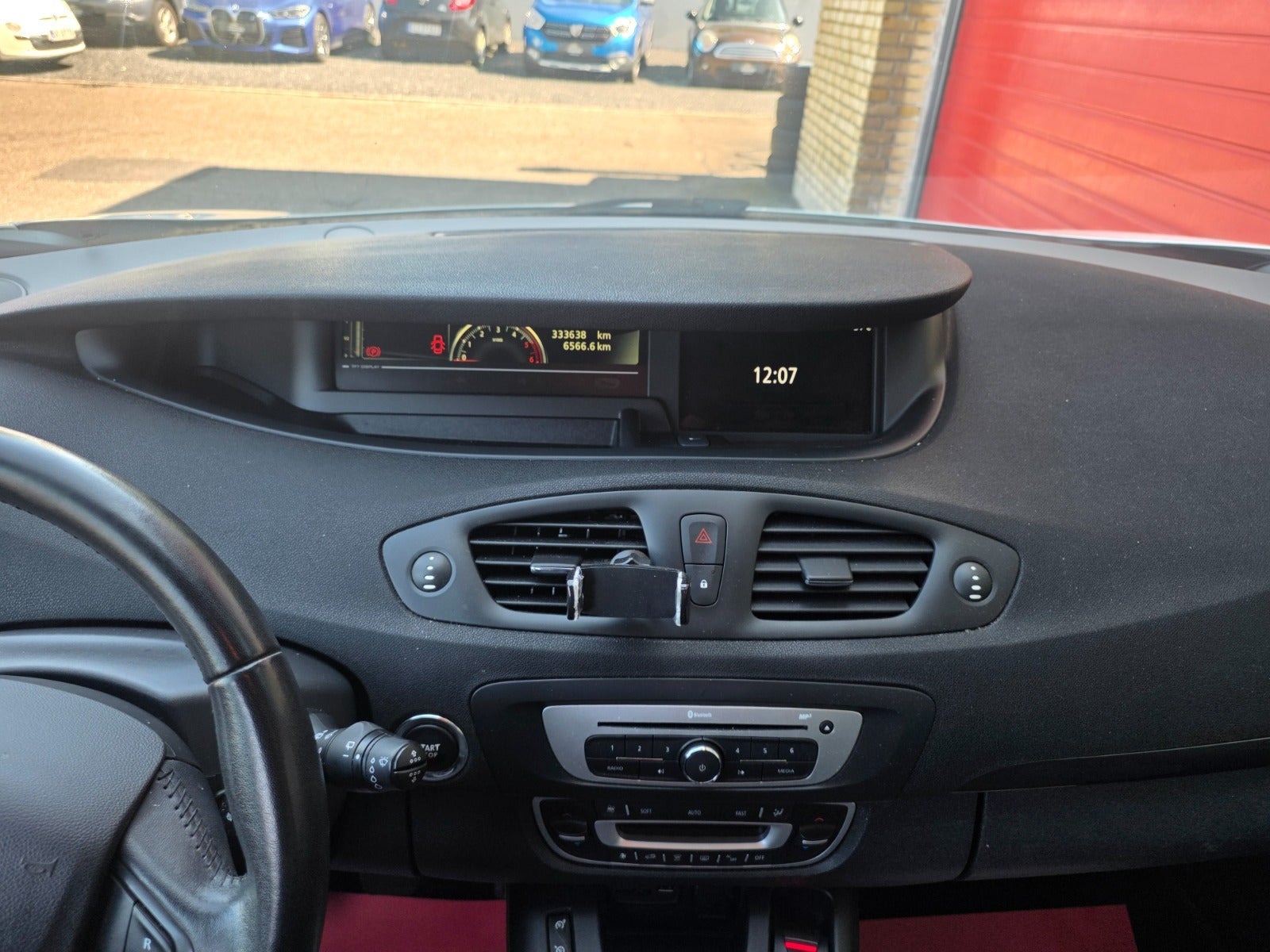 Hvid Renault Grand Scenic III fra 2014