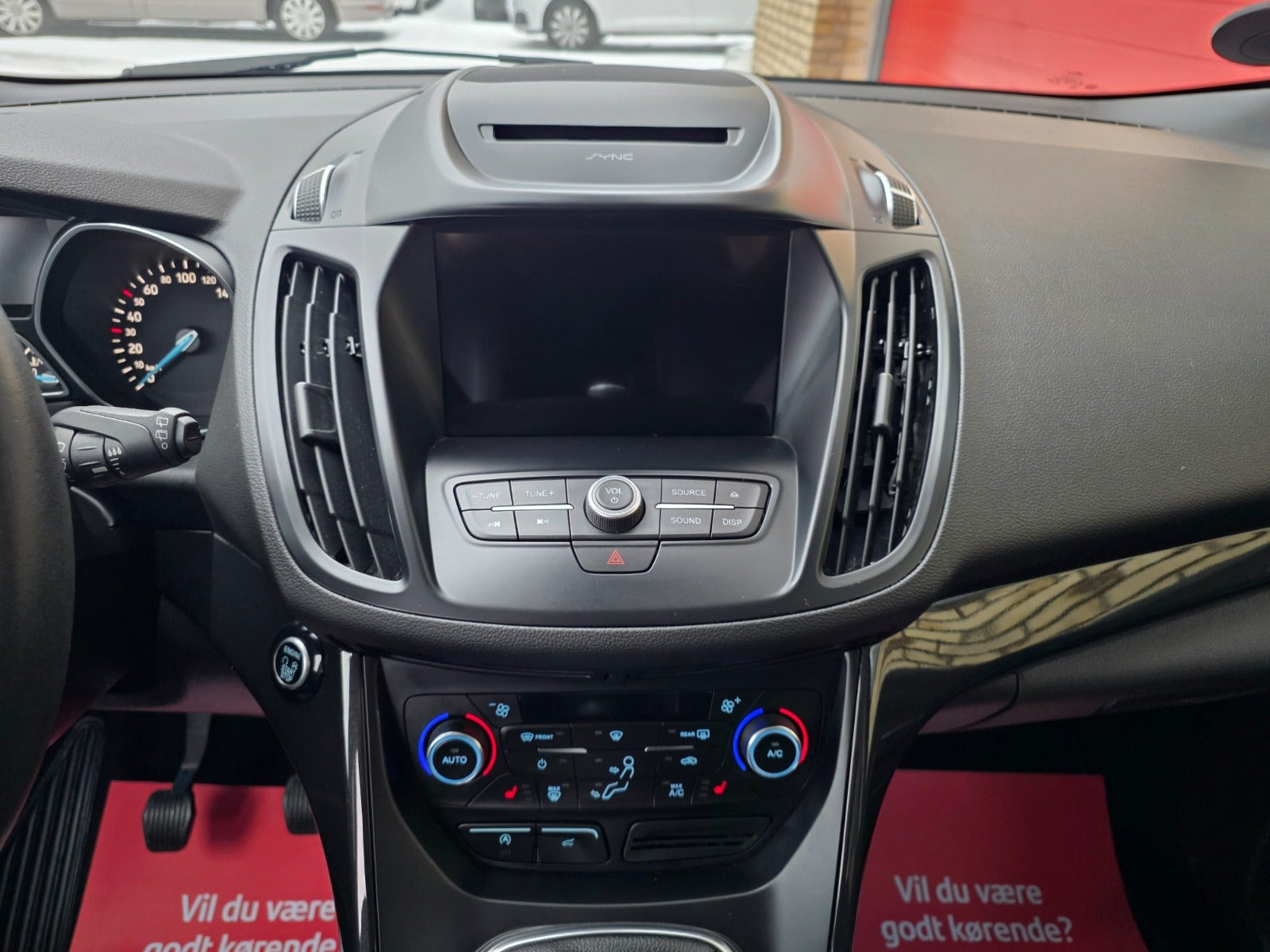 Sort Ford Kuga fra 2017