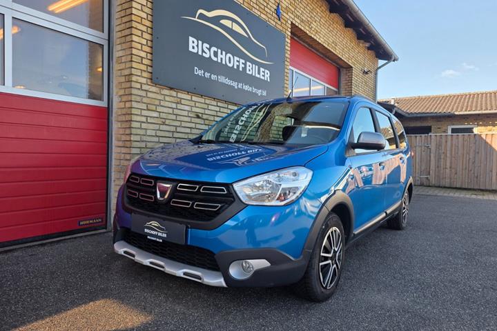 Blå Dacia Lodgy fra 2018