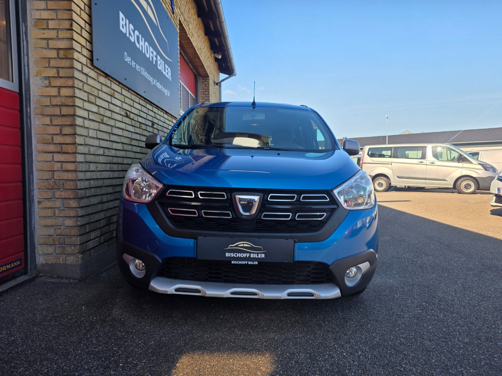 Blå Dacia Lodgy fra 2018