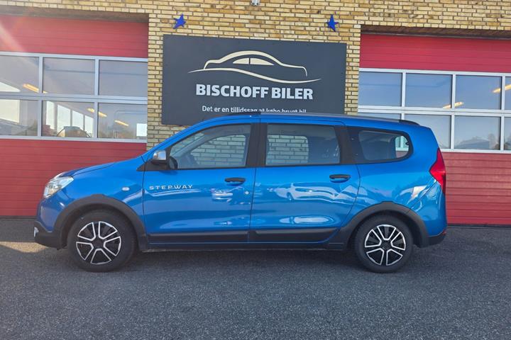 Blå Dacia Lodgy fra 2018
