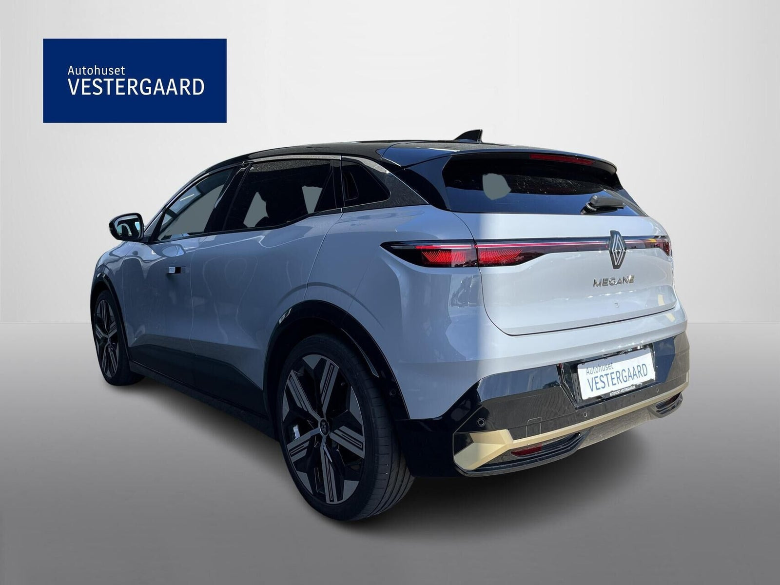 Grå Renault Megane E-Tech fra 2022