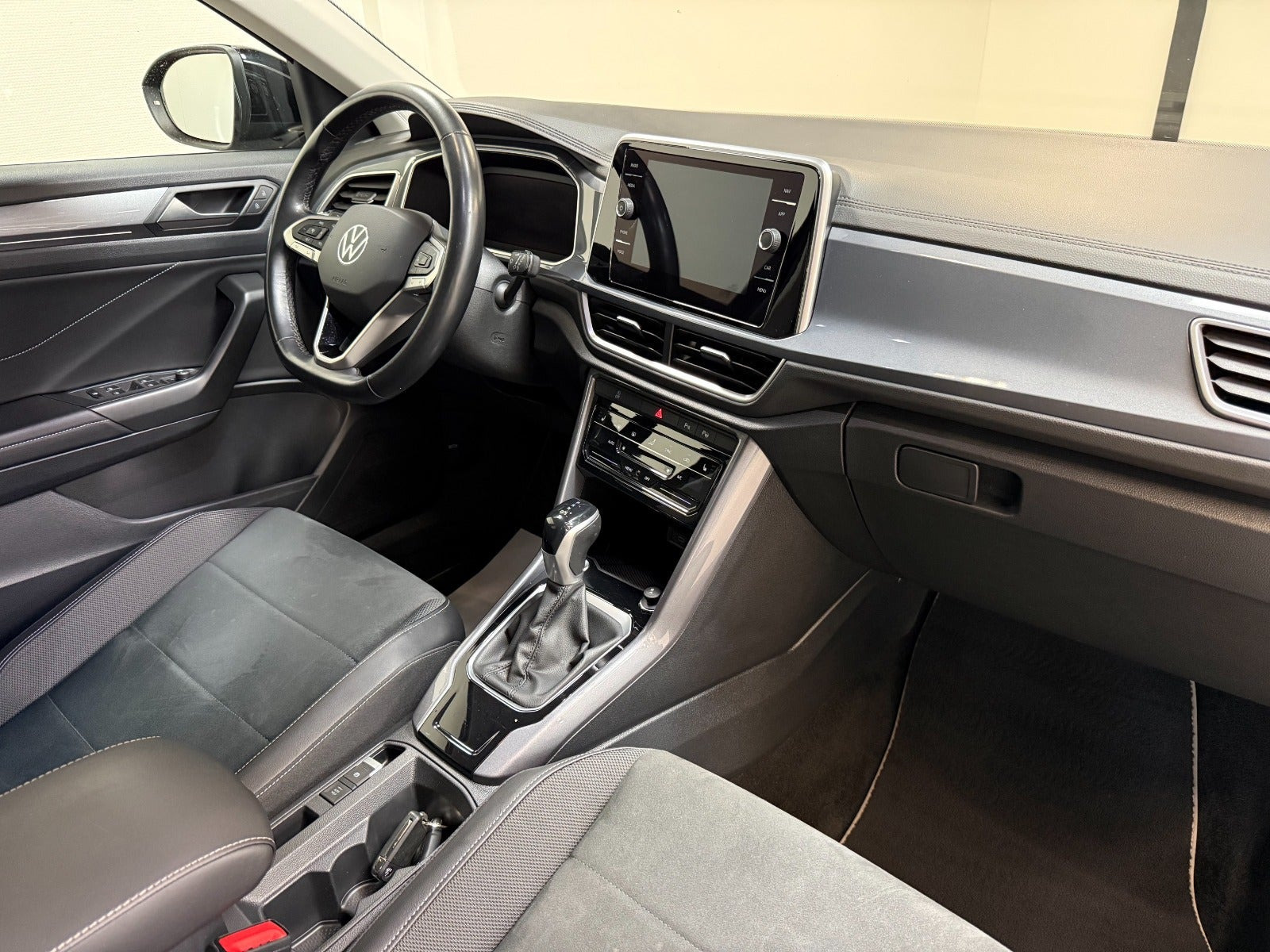Sort VW T-Roc fra 2022