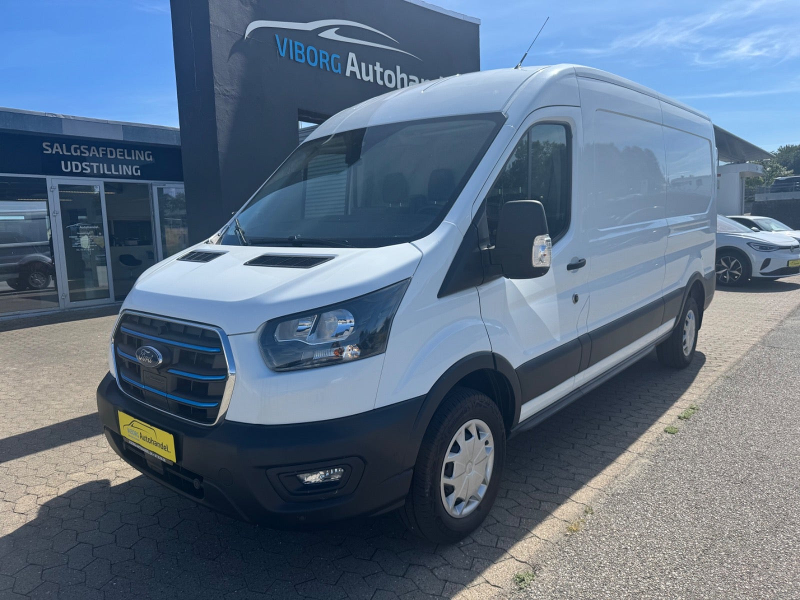 Ford E-Transit 350 L3 Van 68 Trend H2 RWD