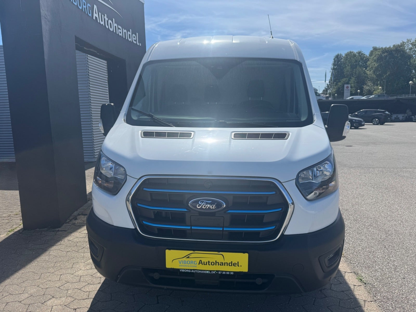 Hvid Ford E-Transit 350 L3 Van fra 2024