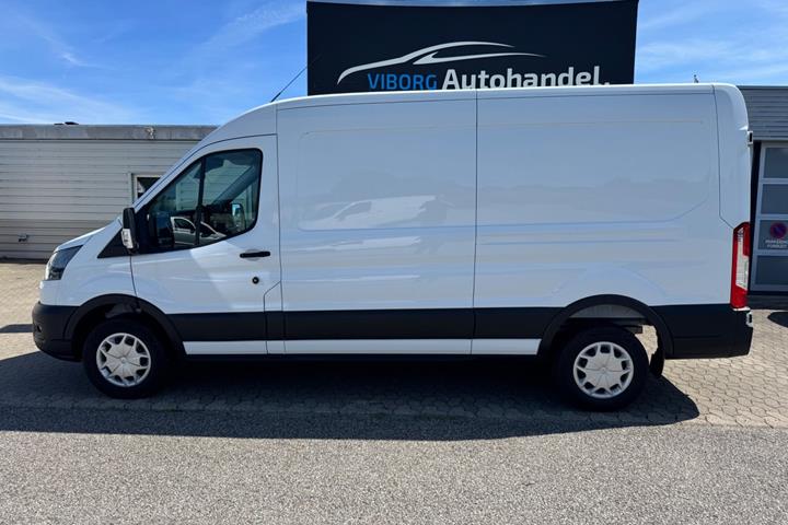 Hvid Ford E-Transit 350 L3 Van fra 2024