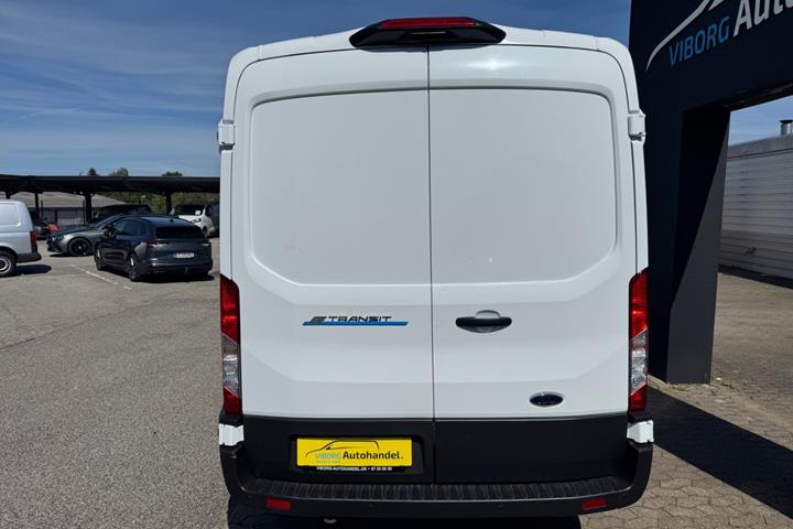 Hvid Ford E-Transit 350 L3 Van fra 2024