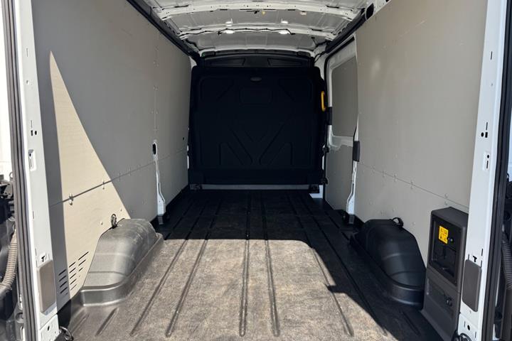 Hvid Ford E-Transit 350 L3 Van fra 2024