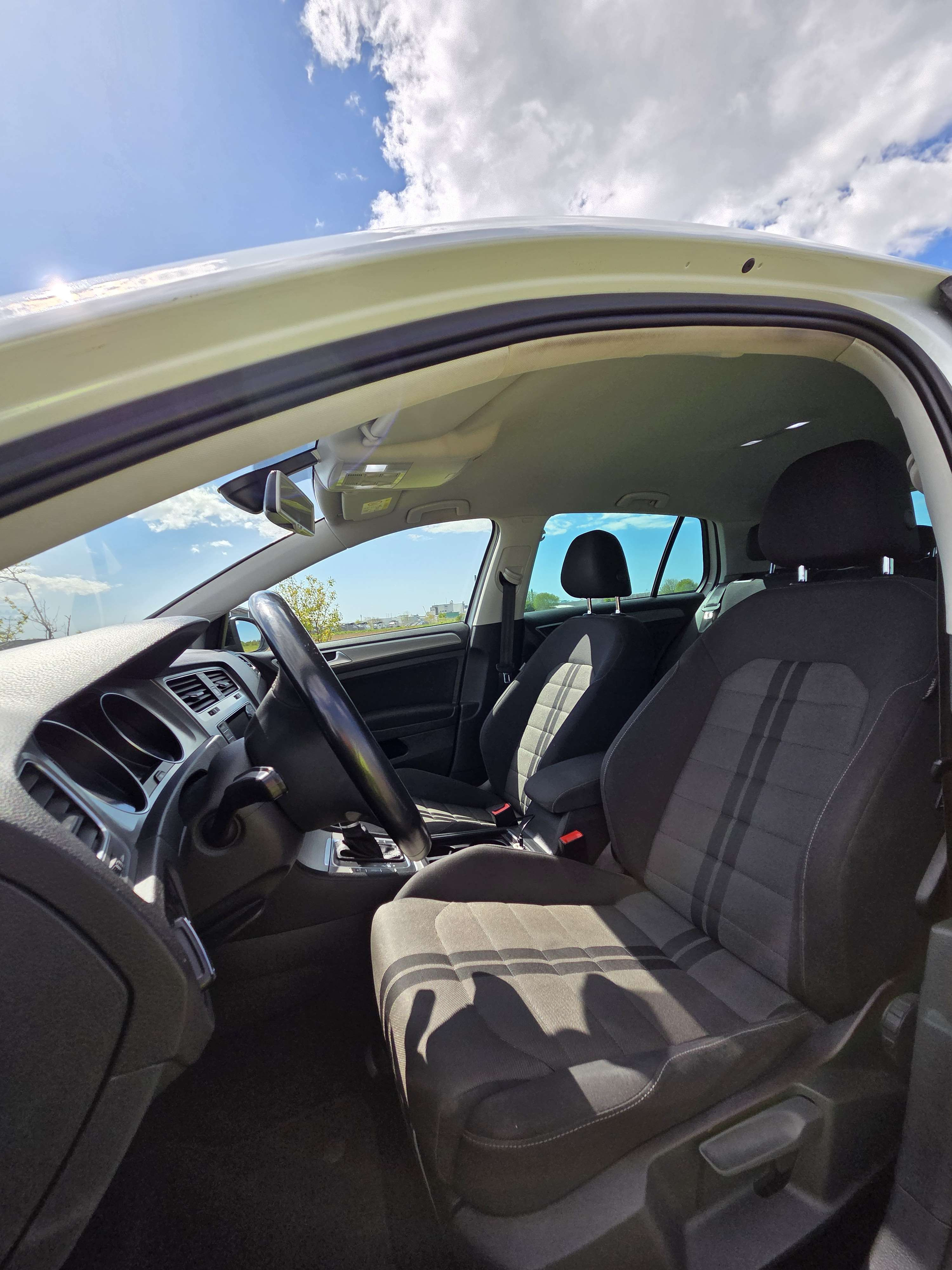 Hvid VW Golf fra 2015