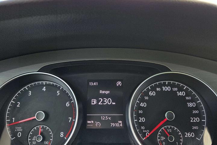 Hvid VW Golf fra 2015